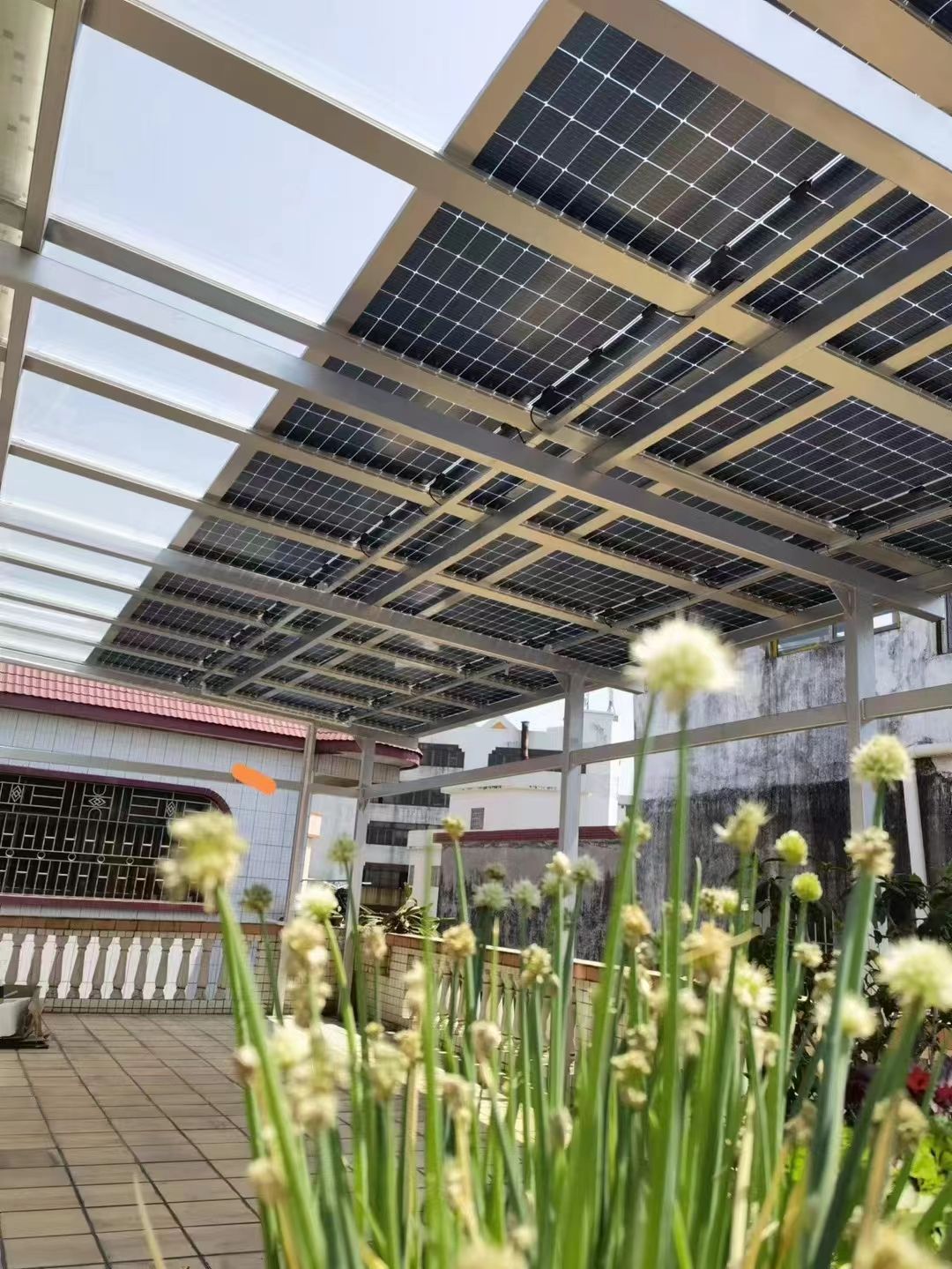 温县别墅家用屋顶太阳能发电系统安装